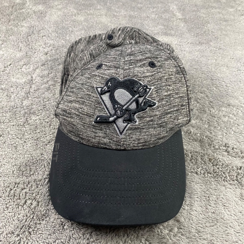 Fanatics Pittsburgh Penguins Flex Hat Cap Gray Small/ Medium